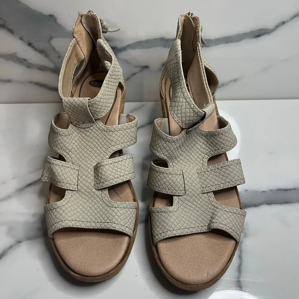 Dr Scholl's Women's Neutral Faux Leather Wedge Long Island Sandals Sz 7 EUC